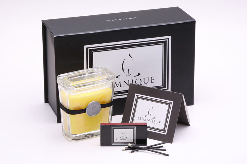 Lumnique Personalized Scented Candle review